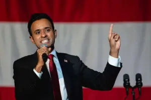 వివేక్ రామస్వామిని ప్రశంసల తో ముంచెత్తిన ట్రంప్