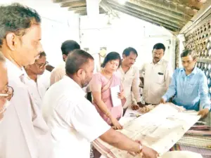 రాష్ట్రంలో ఖాదీ క్లస్టర్లు: మంత్రి సవిత