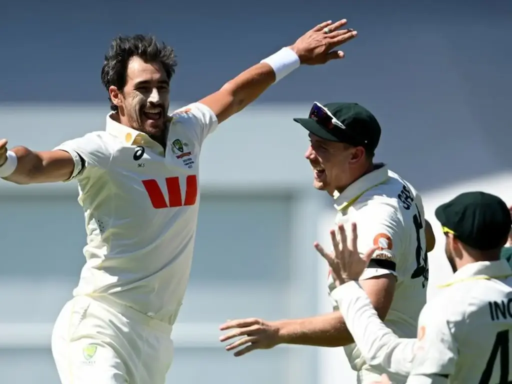 Latest News: Mitchell Starc: అత్యధిక వికెట్లు తీసిన లెఫ్ట్ ఆర్మ్ బౌలర్‌గా స్టార్క్