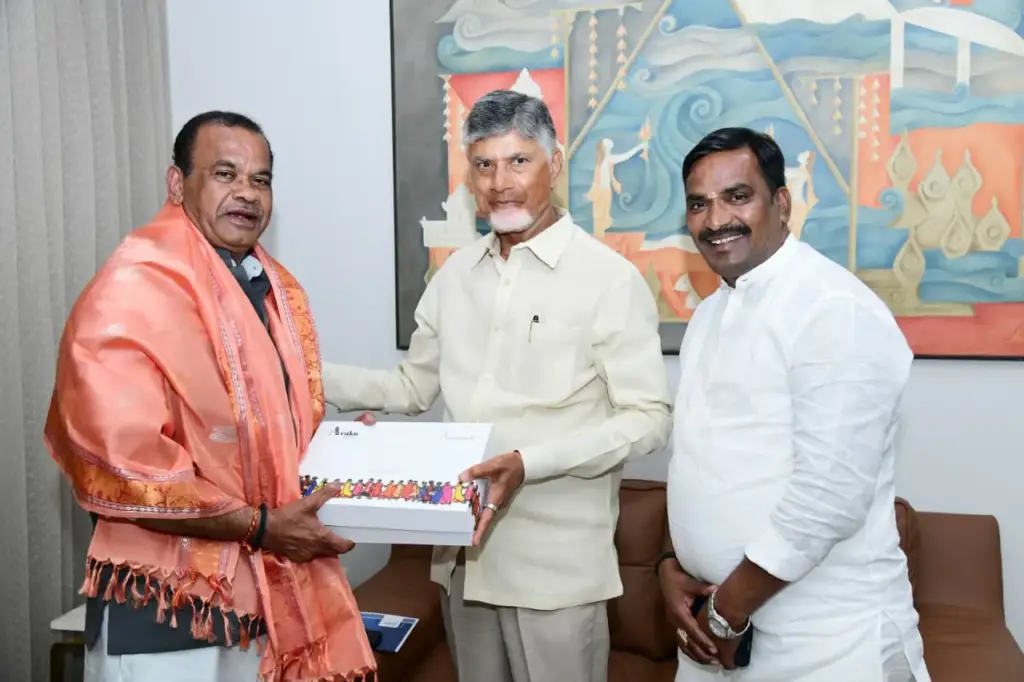 Latest News: CM Chandrababu: సీఎం చంద్రబాబుతో టీజీ మంత్రి కోమటిరెడ్డి వెంకటరెడ్డి భేటీ