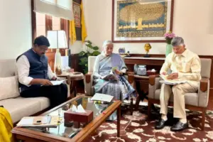 మంత్రి నిర్మలా సీతారామన్‌తో చంద్రబాబు భేటీ