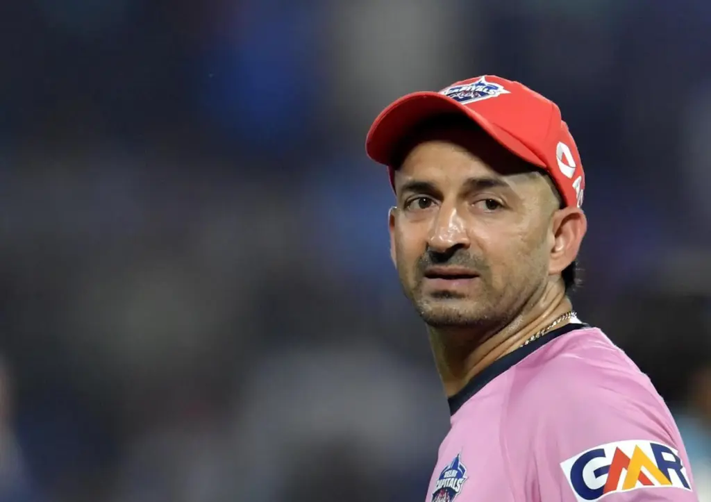 అన్ని ఫార్మాట్స్‌కు రిటైర్మెంట్‌ ప్రకటించిన మోహిత్ శర్మ