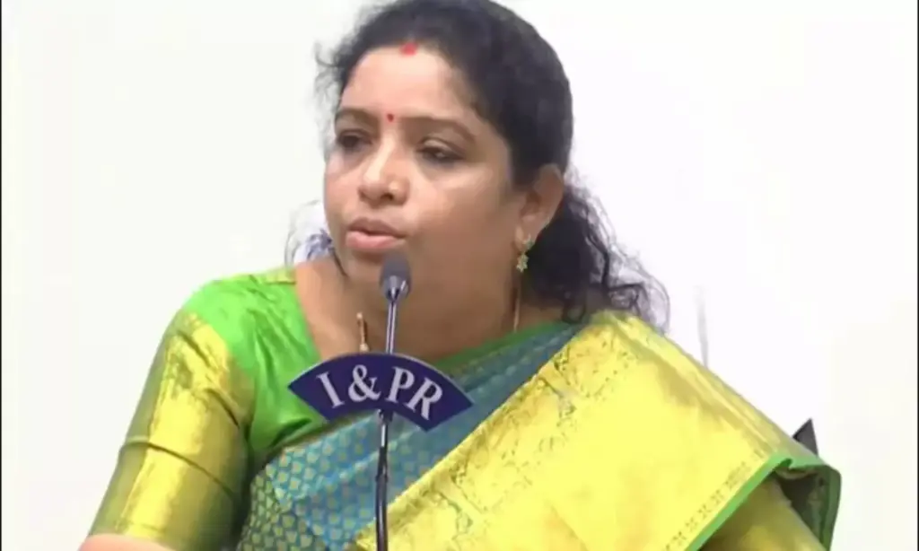 AP: మినీ అంగన్వాడీల స్థాయి పెంపు: మంత్రి సంధ్యారాణి