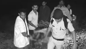 మద్యం మత్తులో రైల్వే స్టేషన్ లో పనులు.. రైలు కింద పడి మృతి