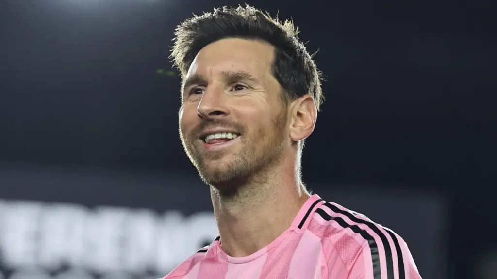 Latest News: Messi: మెస్సితో ఫొటో దిగాలంటే రూ.10 లక్షలు చెల్లించాల్సిందే?
