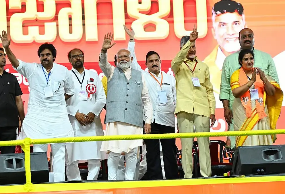 ఫైళ్లూ కదలవు… పనులూ జరగవు.. నిస్తేజంలో కూటమి కార్యకర్తలు