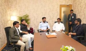 గ్లోబల్ సమ్మిట్లో సినీ గ్లామర్.. ఎవరెవరు వచ్చారంటే !!