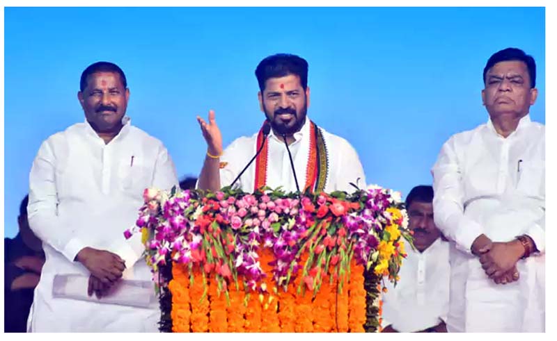 CM Revanth : వరంగల్ జిల్లా ప్రజల పై సీఎం రేవంత్ వరాల జల్లు!