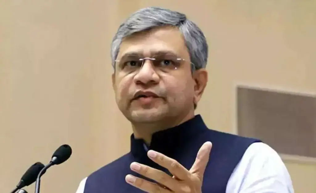 Latest News: Ashwini Vaishnav: రైళ్లలో వృద్ధులు, 45 ఏళ్లు పైబడిన మహిళలకు లోయర్ బెర్తులు: కేంద్ర మంత్రి