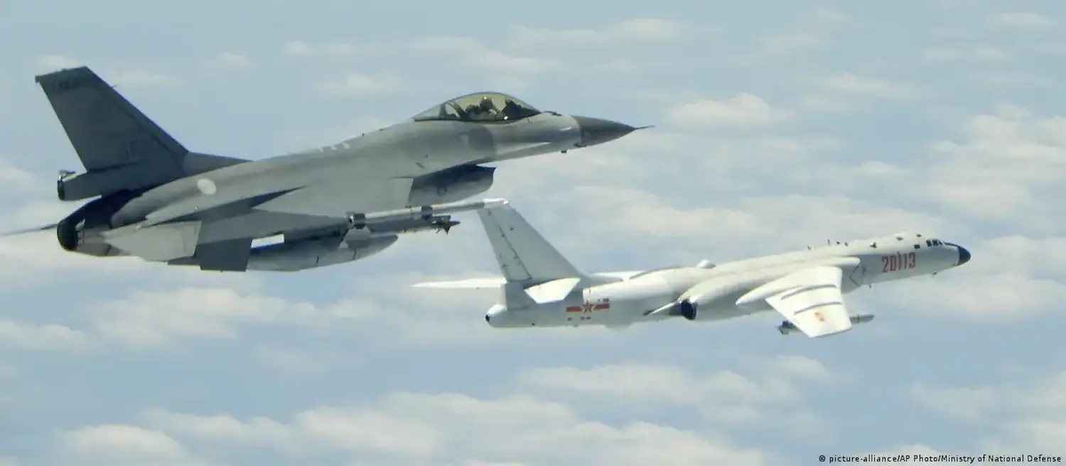 తైవాన్‌లో చైనా సైనిక విన్యాసాలు