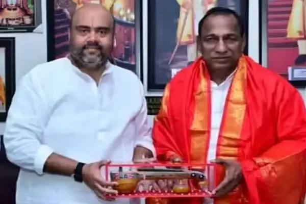 ఏపీలో టీడీపీ ఎమ్మెల్యేతో మల్లారెడ్డి భేటీ