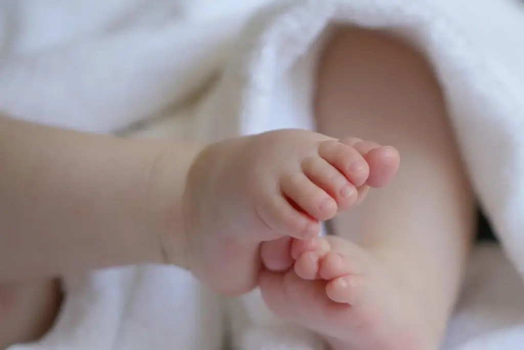 bihar-degree-student-gives-birth-to-a-child-in-the-exam-hall