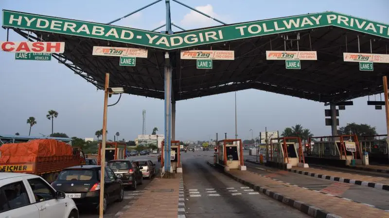 TG: సంక్రాంతికి టోల్ ఫ్రీ హైవేపై తెలంగాణ సర్కార్ కీలక నిర్ణయం