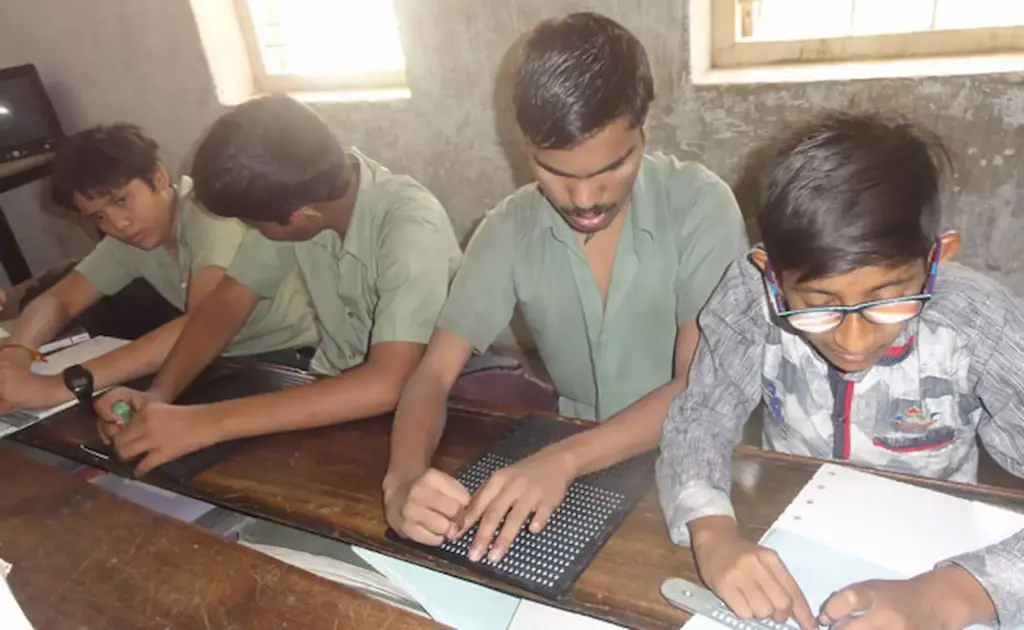 వారికి ఇంటర్ ఎగ్జంప్షన్‌ పేపర్‌కు మార్కులు