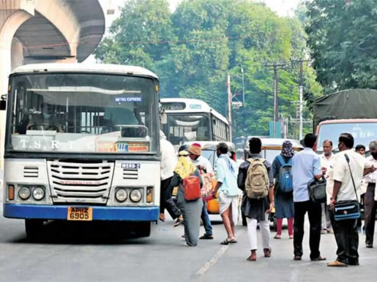 NMUA: బస్సుల్లో పురుషులకే టికెట్లు ఇచ్చేలా చూడండి