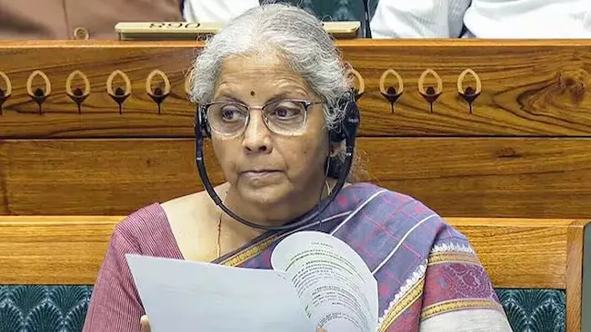 Latest Telugu News : Nirmala Sitharaman: లోక్‌స‌భ‌లో పలు బిల్లుల‌ను ప్ర‌వేశ‌పెట్టిన నిర్మ‌లా సీతారామ‌న్‌