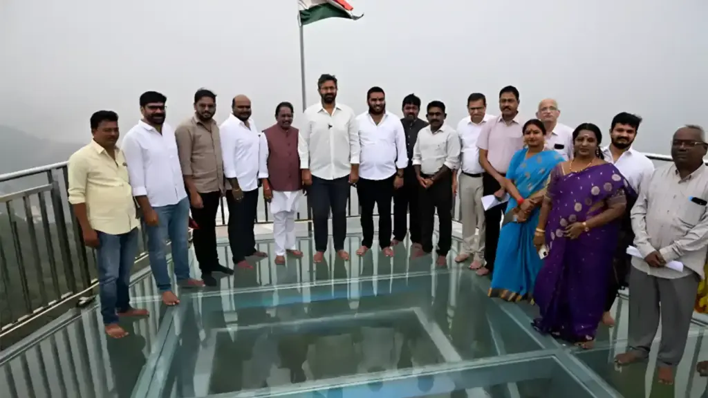Telugu news: Vizag Glass Bridge: విశాఖ కైలాసగిరిలో గ్లాస్ బ్రిడ్జ్ ప్రారంభం