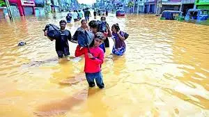 దిత్వా తుఫాన్ బీభత్సం: శ్రీలంకలో 300 ప్రాణాలు బలి