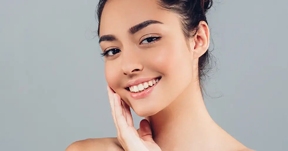 ఆయిలీ స్కిన్‌కు మేకప్ ఇలా చేస్తే ఫ్లా-లెస్ లుక్ గ్యారంటీ