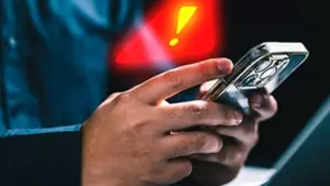 ఆండ్రాయిడ్ లో సైబర్ మోసాల రక్షణకు కొత్త ఫీచర్