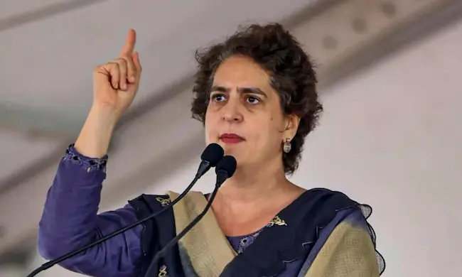 Latest Telugu News : Priyanka Gandhi : ప్ర‌ధాని మోదీ త‌న సగం ప‌నిదినాలను దేశం బ‌య‌టే గ‌డుపుతున్నారు: ప్రియాంకా గాంధీ