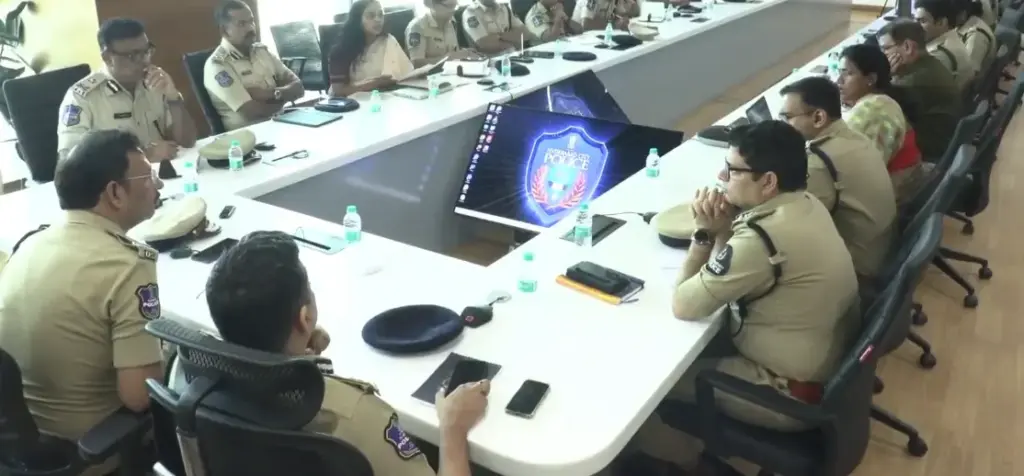 మూడు కమిషనరేట్ల పోలీసుల సంయుక్త వ్యూహం