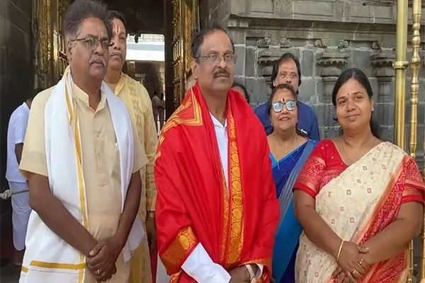 V Narayanan: శ్రీవారిని దర్శించుకున్న ఇస్రో చైర్మన్.. సీఎంఎస్-03 ఉపగ్రహానికి ప్రత్యేక పూజలు