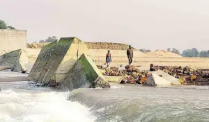 చెక్ డామ్ కూల్చివేతపై విజిలెన్స్ విచారణ