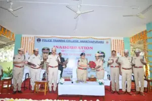 నూతన పోలీస్ కానిస్టేబుల్స్ కు శిక్షణ ప్రారంభించిన డి.ఐ.జి