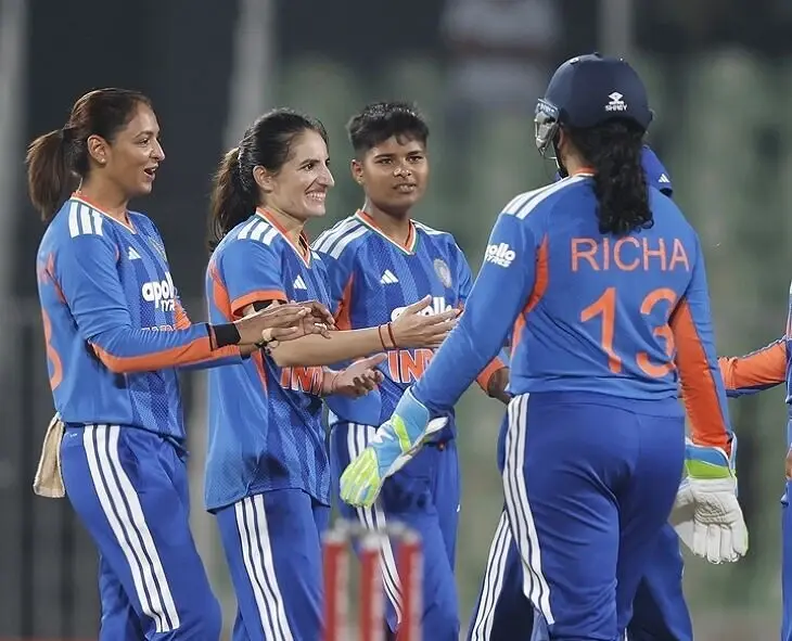 T20 Match: మహిళల టీ20లో భారత బౌలర్ల అద్భుత ప్రదర్శన