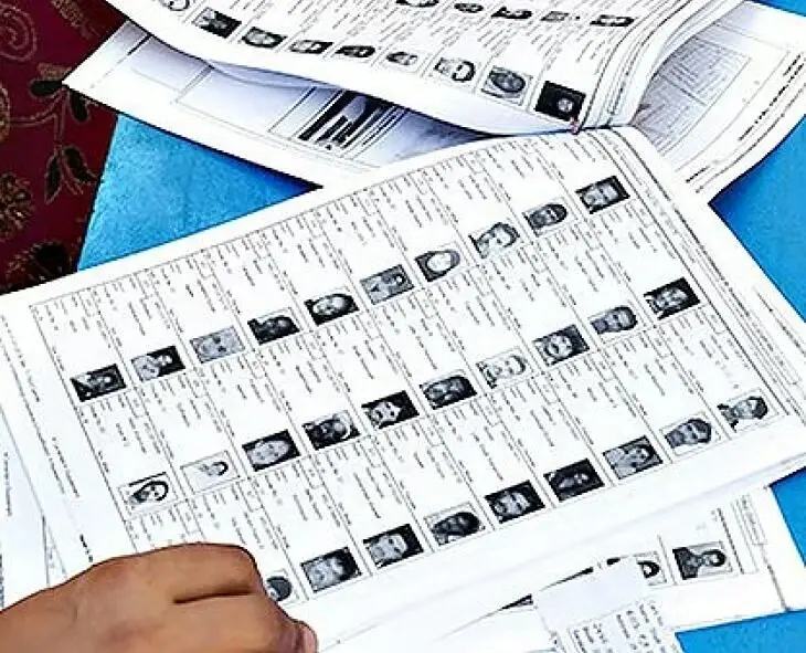 ECI: అస్సాంలో డ్రాఫ్ట్ ఓటర్ల లిస్ట్‌పై రాజకీయ వర్గాల్లో చర్చ