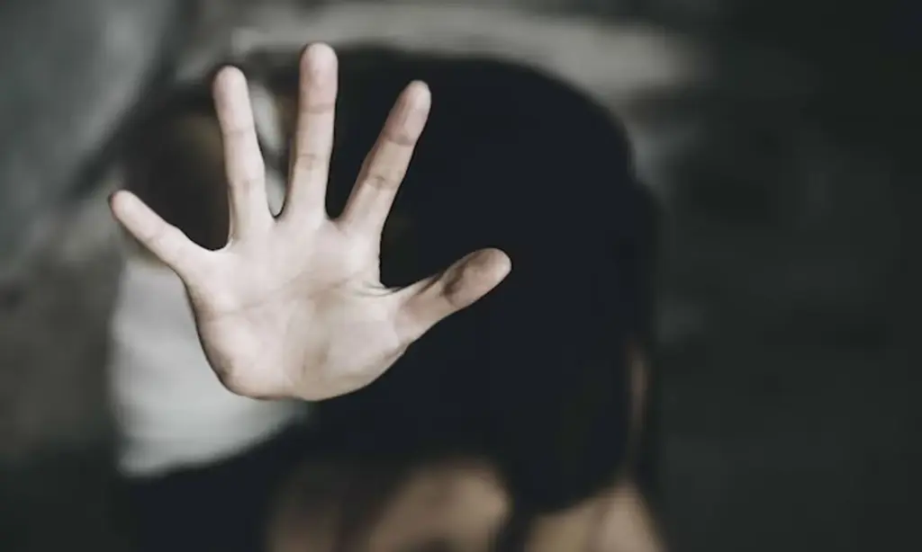 Delhi Crime: లిఫ్ట్ ఇచ్చి.. వ్యాన్‌లో అత్యాచారం