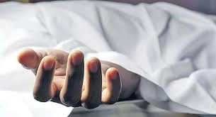 తొమ్మిదేళ్ల బాలుడు ఆత్మహత్య.. ఐడీకార్డు ట్యాగ్ తో ఉరి