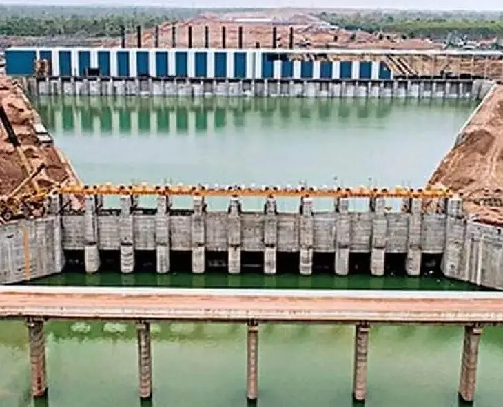 TG Irrigation: సాగునీటి ప్రాజెక్టులపై విద్యుత్ భారం తగ్గించాలంటూ ఇరిగేషన్ శాఖ లేఖ