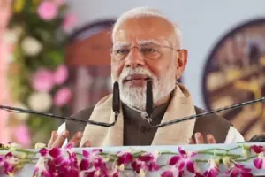 దట్టమైన పొగమంచు ప్రభావం.. ప్రధాని మోదీ విదేశీ పర్యటనకు అంతరాయం