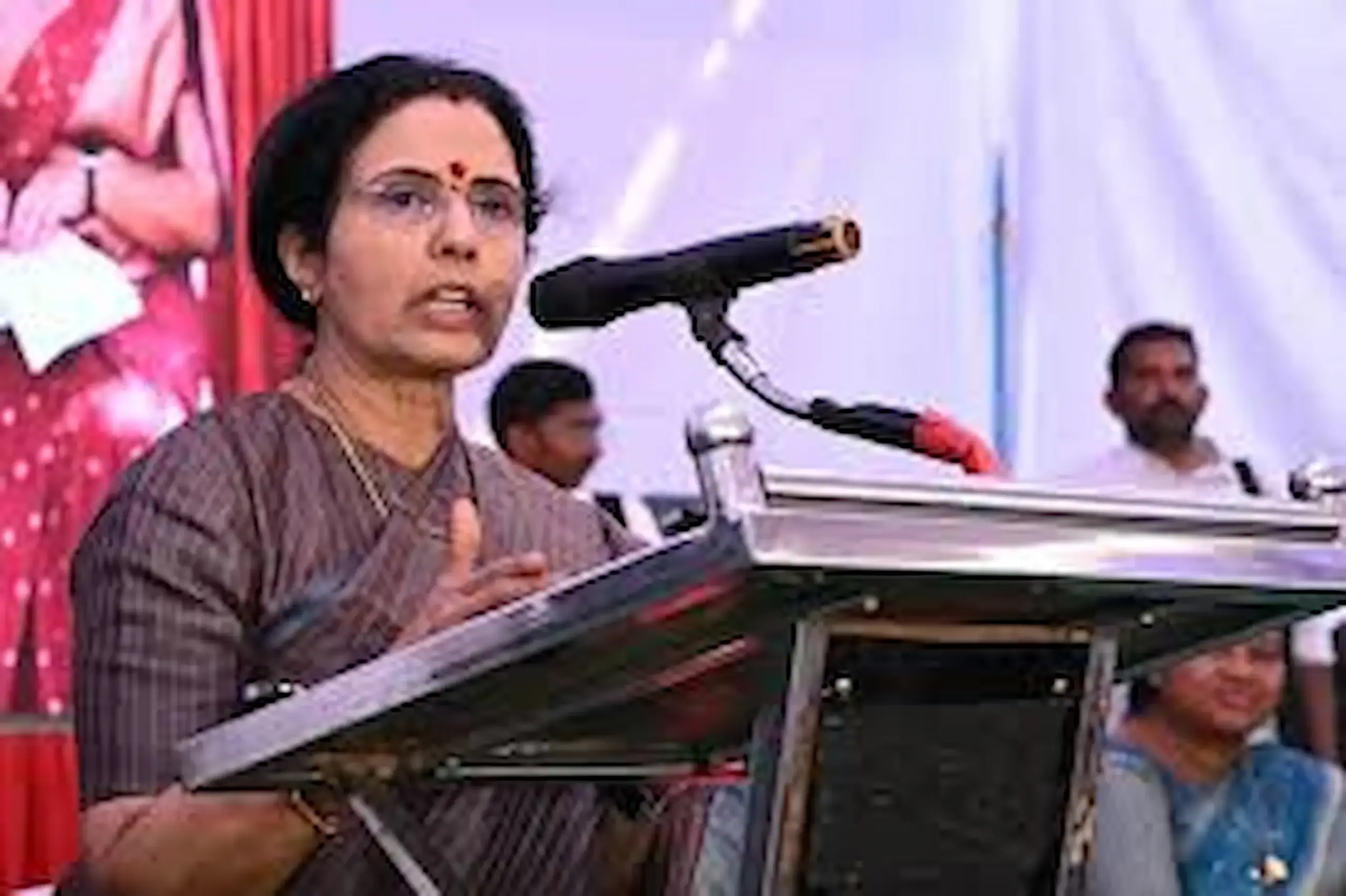 ప్రజల సహకారంతో ఎన్టీఆర్ ట్రస్ట్ కార్యక్రమాలు