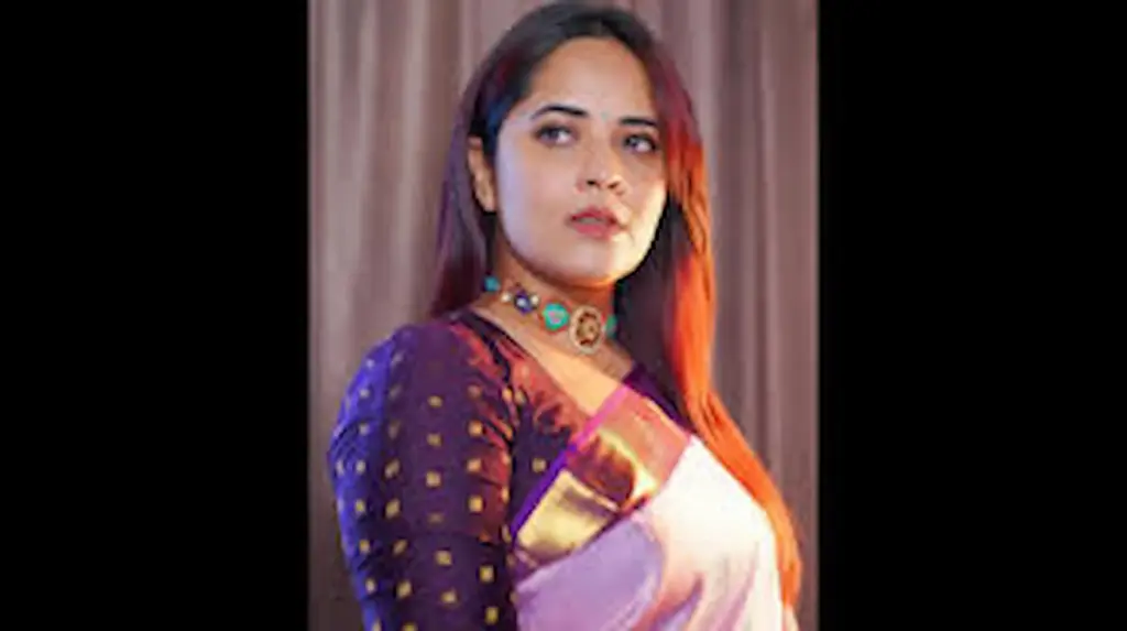 Anasuya Bharadwaj: ‘మా బాడీ మా ఇష్టం'  అంటు శివాజీకి హెచ్చరిక