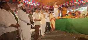 ప్రతి హిందువు గుడికి వెళ్లడం అలవర్చుకోవాలి