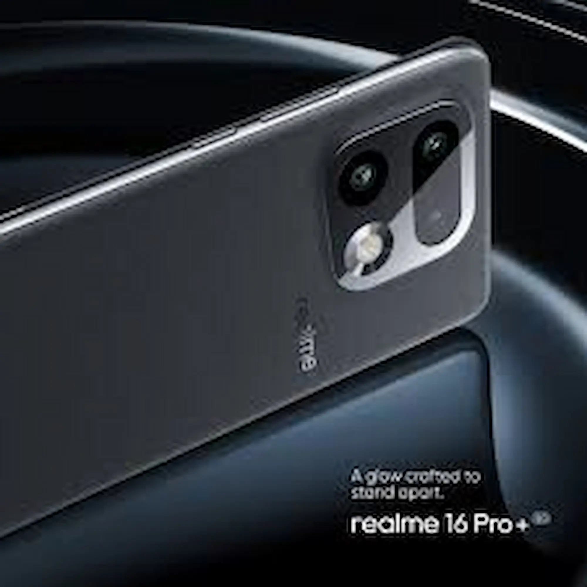 Smartphone: భారత్‌లో రియల్‌మీ 16 ప్రో సిరీస్ విడుదల