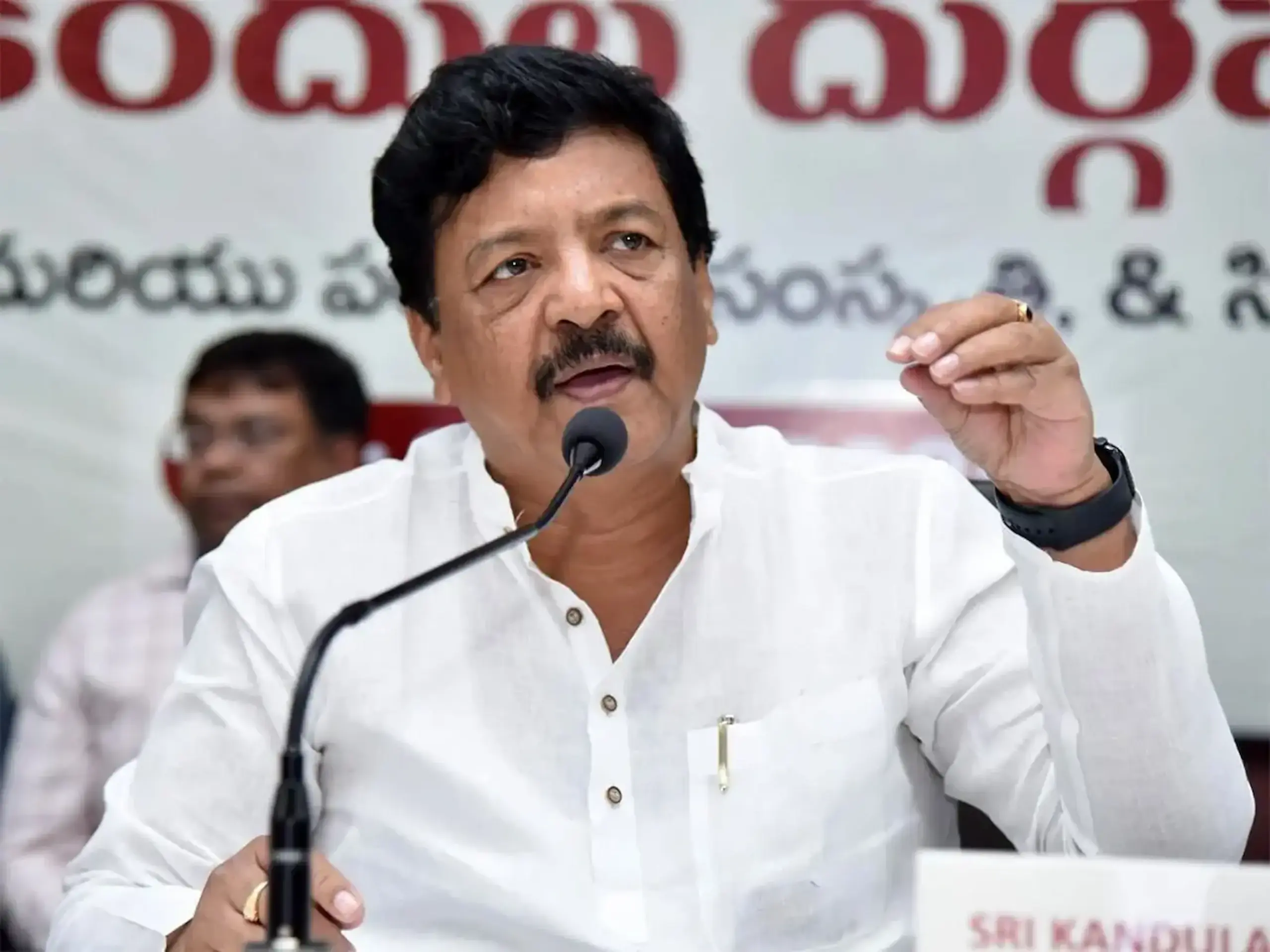 AP Investments: పెద్ద ఎత్తున ముందుకు వస్తున్న ఇన్వెస్టర్లు