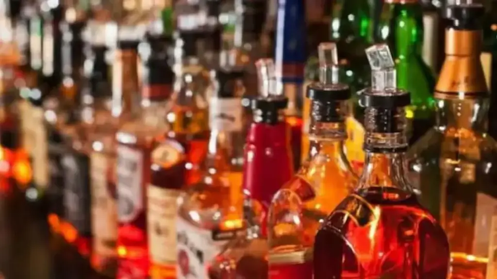 Liquor sales worth Rs. 600 crore in 4 days in Telangana