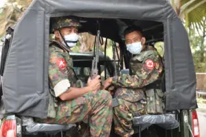 ఆసుపత్రిపై సైన్యం దాడి..31 మంది మృతి