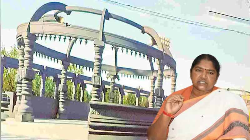 Medaram Gaddelu : రూ.101 కోట్లతో గద్దెల విస్తరణ – మంత్రి సీతక్క