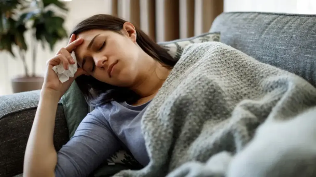 News Telugu: Health: ఈ లక్షణాలు కనిపిస్తే అస్సలు లైట్‌ తీసుకోకండి..