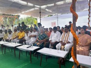 దత్తత గ్రామంలో నిర్మలమ్మ పర్యటన