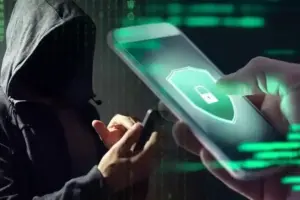 ట్రాఫిక్ చలాన్ వచ్చిందని మెసేజ్ వచ్చిందా? మీ ఫోన్ హ్యాక్ అవ్వొచ్చు!