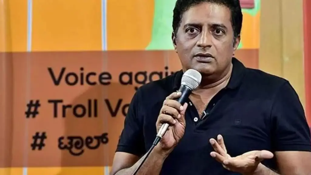 Prakash Raj: అనసూయకు ప్రకాష్ రాజ్ మద్దతు
