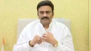 పీవీ సునీల్ ను డిస్మిస్ చేయాలంటూ డీజీపీకి రఘురామ ఫిర్యాదు