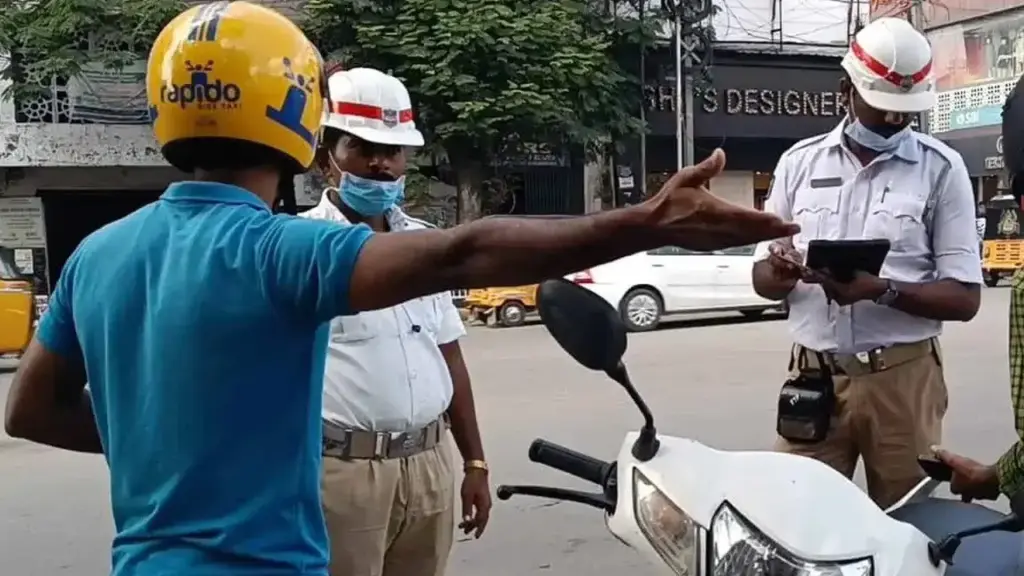 E-Challans: పెండింగ్ ఈ-చలాన్లపై సైబర్ క్రైమ్ పోలీస్ ల సూచనలు