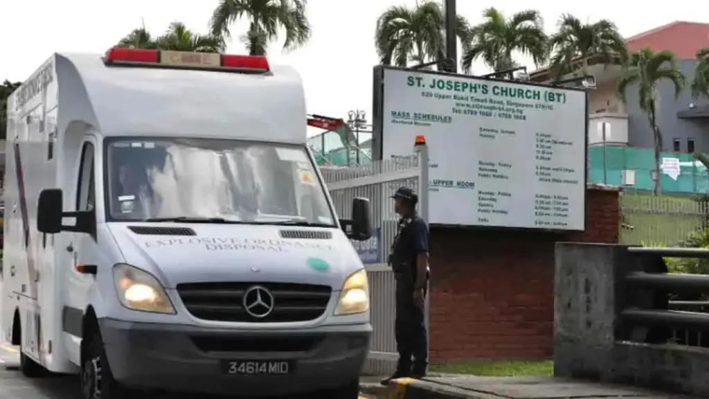 St. Joseph’s Church: సింగపూర్ చర్చిలో ఫేక్ బాంబు.. భారత సంతతి వ్యక్తి అరెస్టు